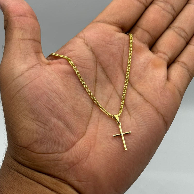CORRENTE GRUMET 2MM - 70CM + PINGENTE CRUZ PALITO PEQUENA - 2,5CM (BANHADO A OURO 18K)