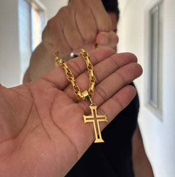 CORRENTE ELO DUPLO 5MM - 70CM  + PINGENTE CRUZ DE MALTA - BANHADO A OURO 18K (BANHADO A OURO 18K)