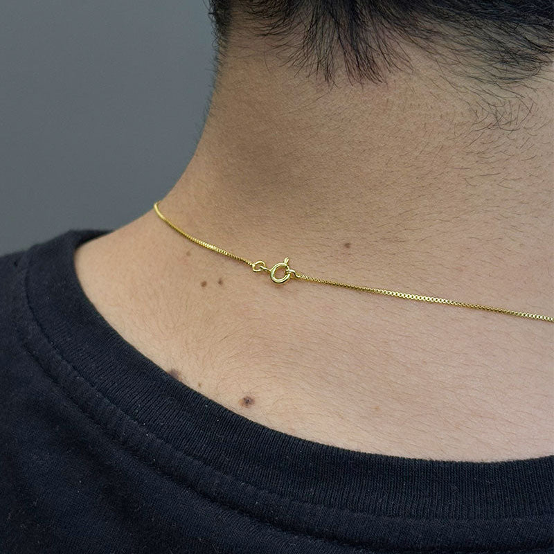 CORRENTE VENEZIANA 1MM - 70CM + PINGENTE FERRADURA PP - 1X1,2CM (BANHADO A OURO 18K)