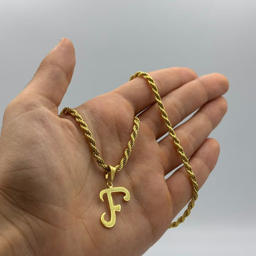 CORRENTE ELO BAIANO 2,5MM - 45CM + PINGENTE LETRA F VAZADA - BANHADO A OURO 18K