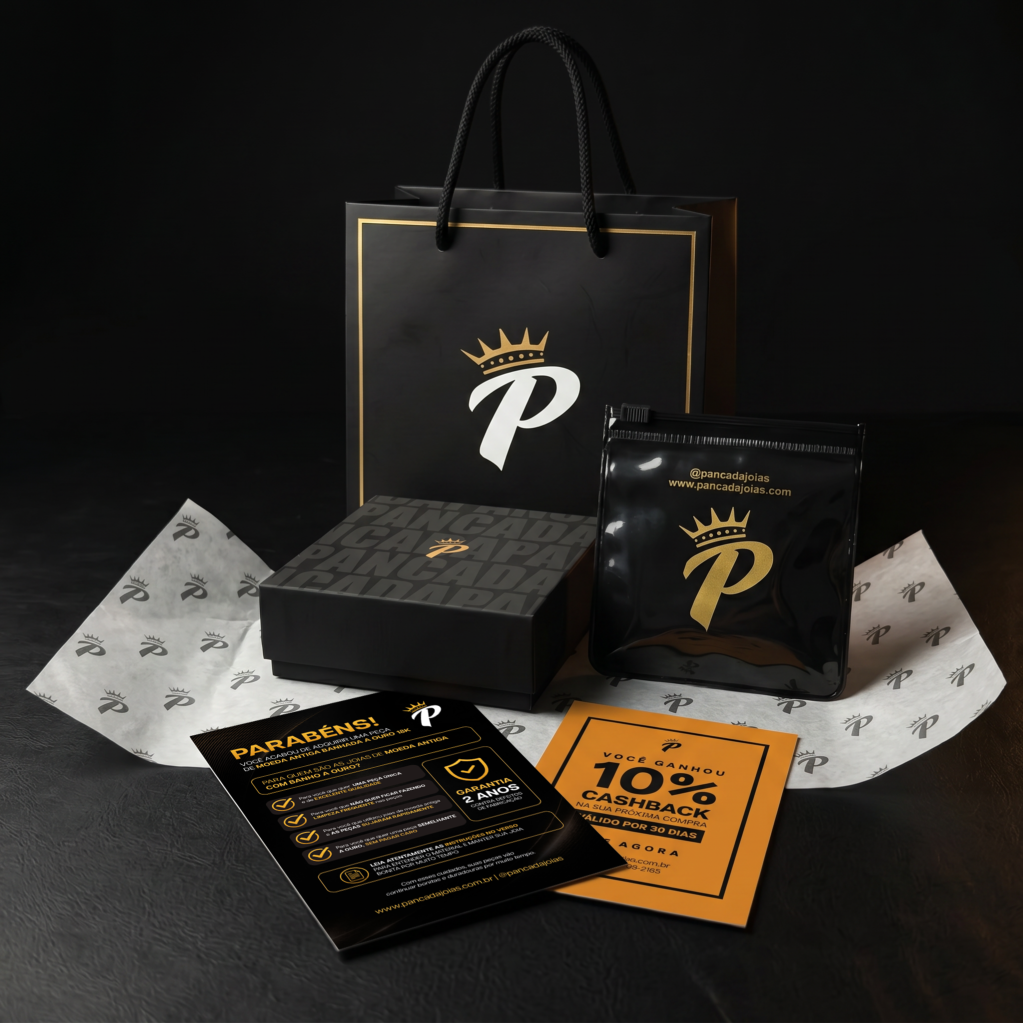 CORRENTE TIJOLINHO DE QUINA 2MM - 70CM (FECHO BOMBA) + PINGENTE CRUZ VAZADA COM BORDA ARREDONDADA - BANHADO A OURO 18K