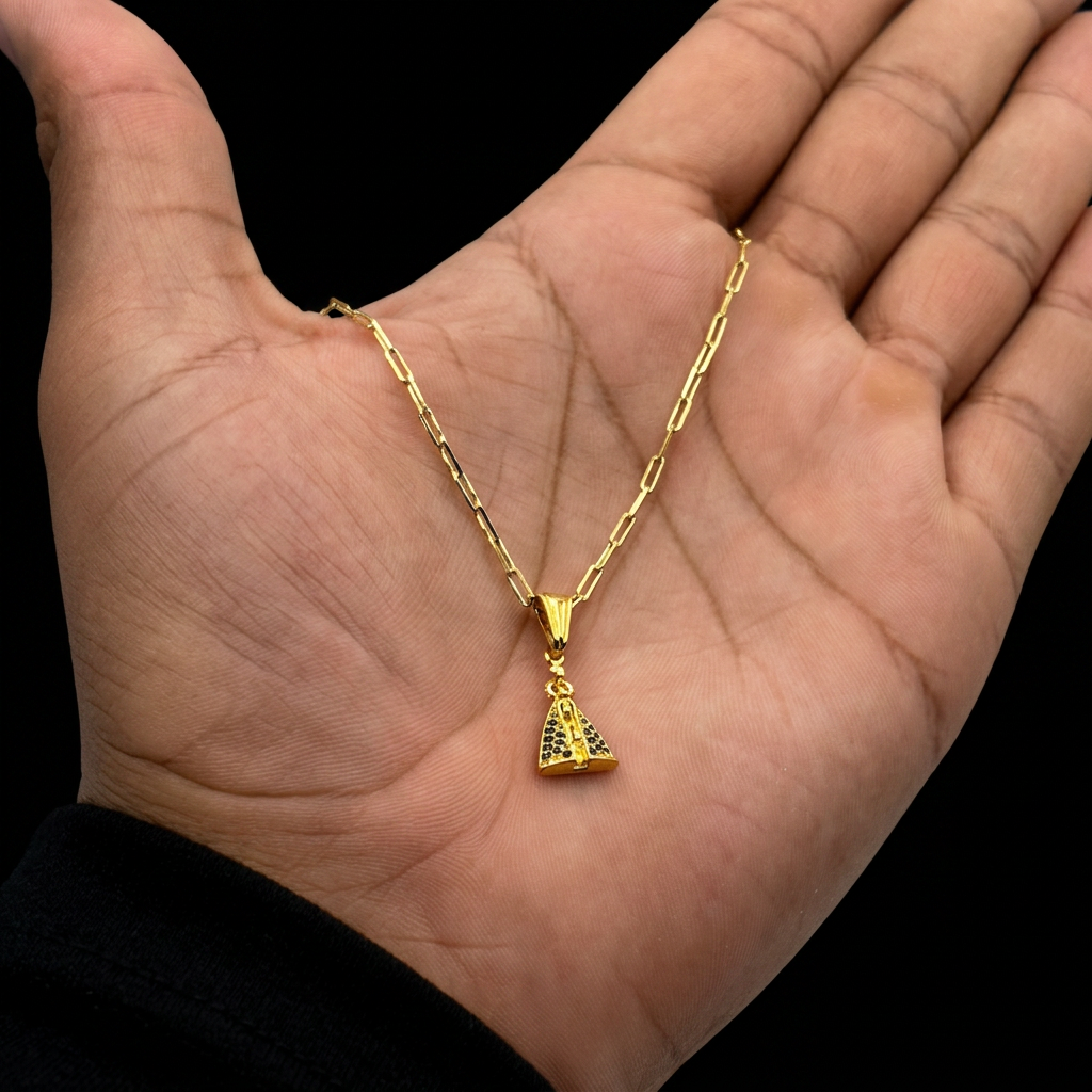 CORRENTE TIJOLINHO DE QUINA 2MM - 70CM (FECHO ITALIANO) + PINGENTE NOSSA SENHORA CRAVEJADO (BANHADO A OURO 18K)