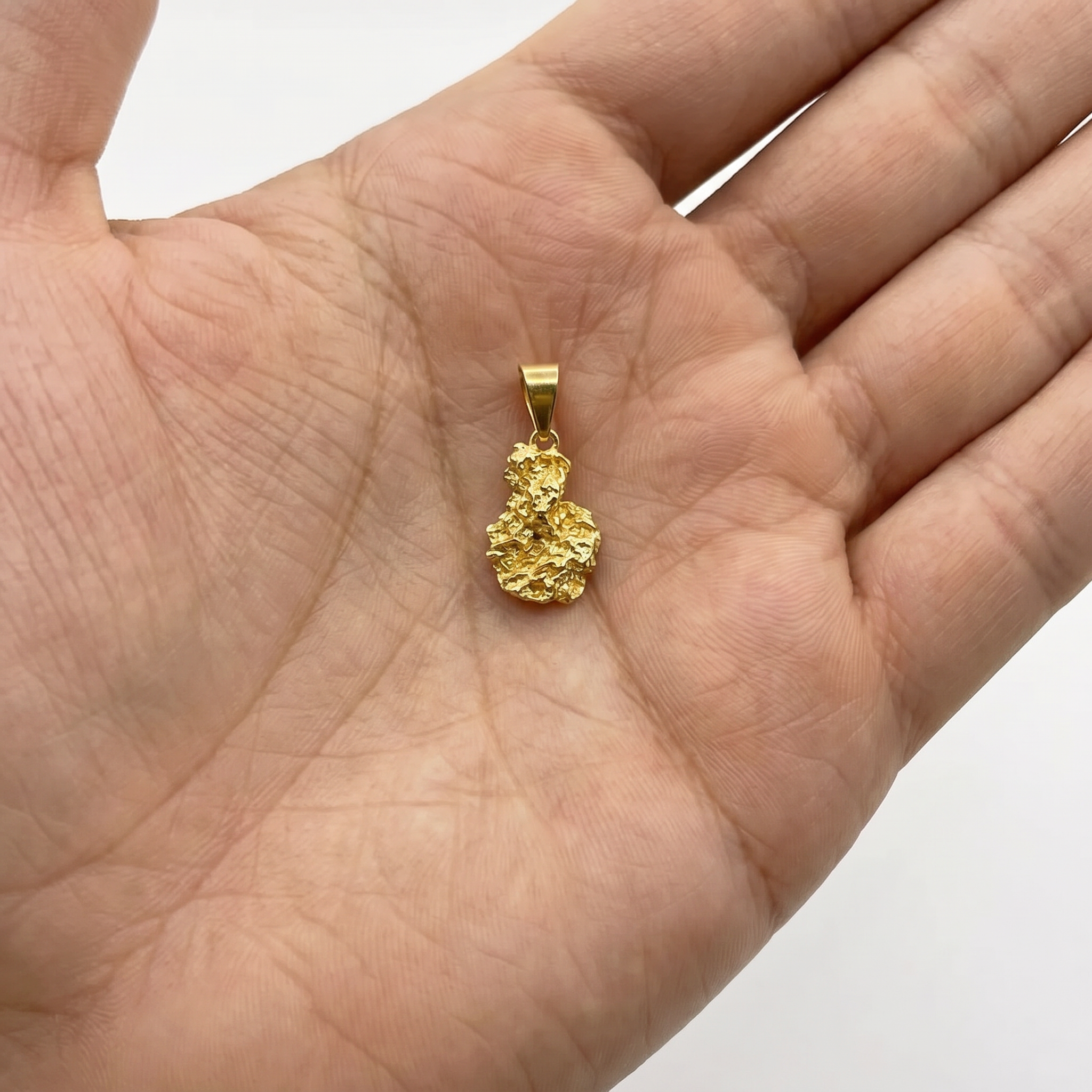 PINGENTE PEPITA PEQUENA - 1,5CM - BANHADO A OURO 18K