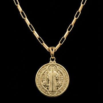 CORRENTE TIJOLINHO 4MM - 70CM (FECHO BOMBA) + PINGENTE MEDALHA DE SÃO BENTO MÉDIA (BANHADO A OURO 18K)