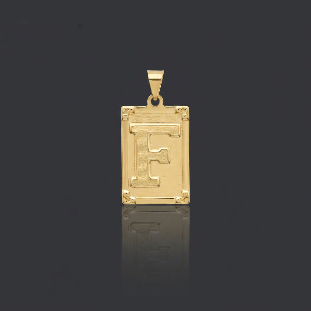 PINGENTE LETRA F NA CHAPA - BANHADO A OURO 18K