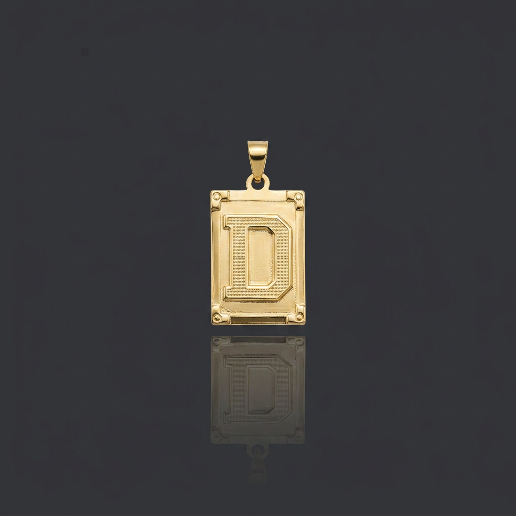 PINGENTE LETRA D NA CHAPA - BANHADO A OURO 18K